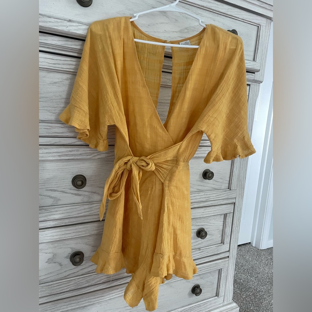 Selfie Leslie Romper